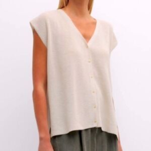 Eileen Fisher V-Neck Cap Sleeve Crepe Button Front Vest